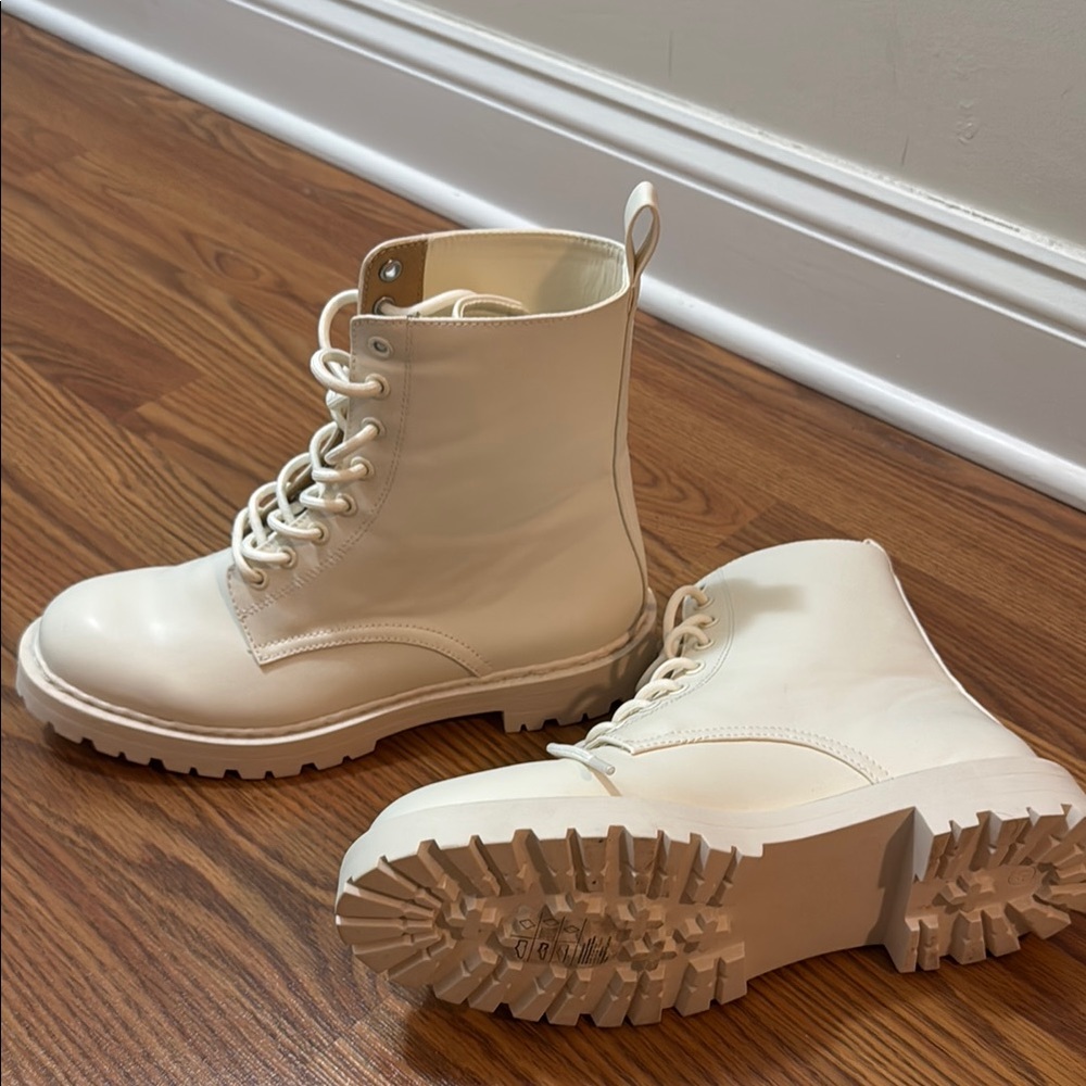 Cream Combat Boots with Rugged Sole and Lace-Up Design
